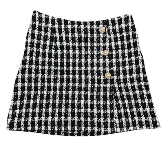 SHEIN Dresses & Skirts - SHEIN Black and White Mini Skirt